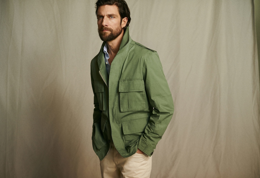 tendencias hombre 2018: chaqueta verde